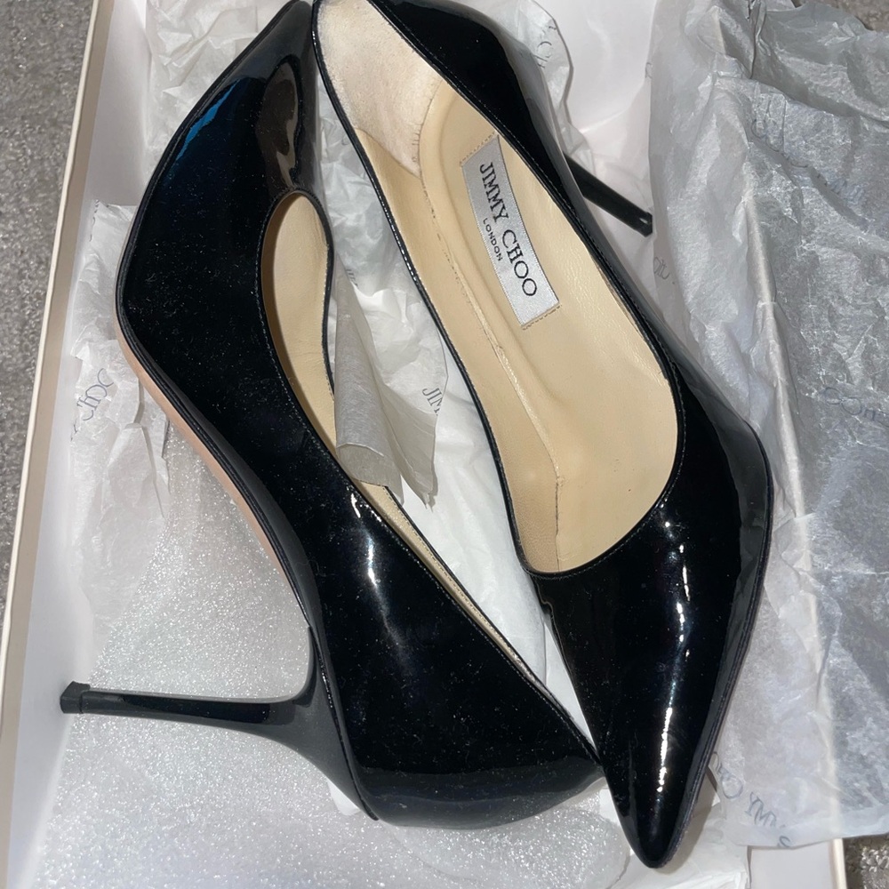 Like new 36 1/2 Jimmy Choo 247 Agnes. Minor wear.